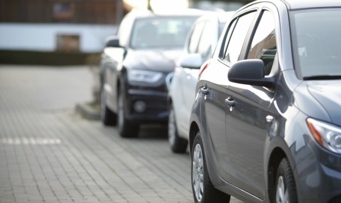 Parking in Maxima Park: Photo