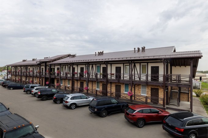 Apartments: Photo 6